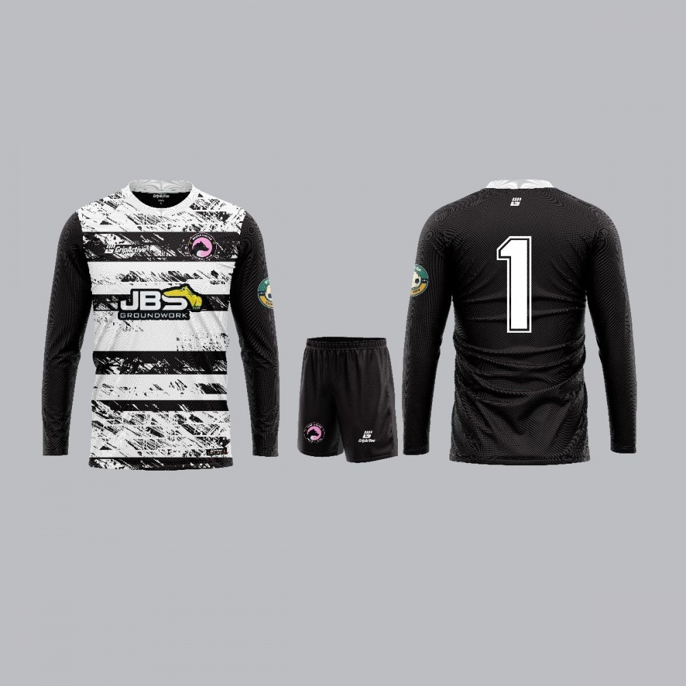 Wolves Goalkeeper Kit
